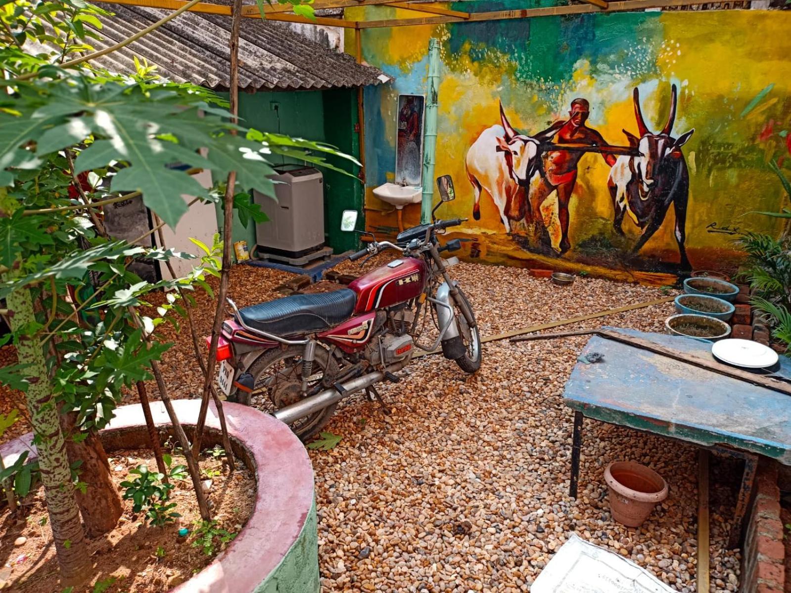 Gurukulam Hostel Pondicherry Exterior photo